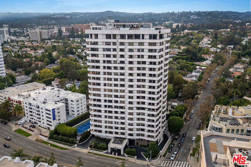 Photo of 10601 Wilshire Boulevard #1201, Los Angeles, CA 90024 (MLS # 25593733)