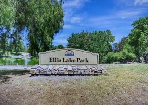 Photo of 1731 Ellis Street #26, Concord, CA 94520 (MLS # ML82044142)