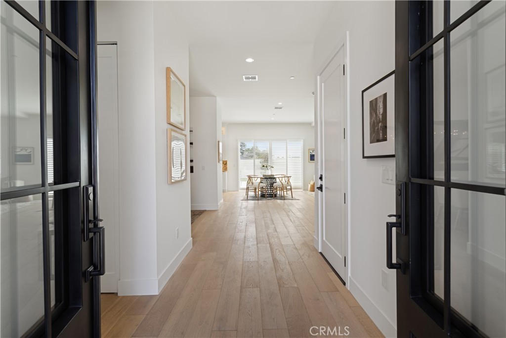 13418 13416 W Crowley Street