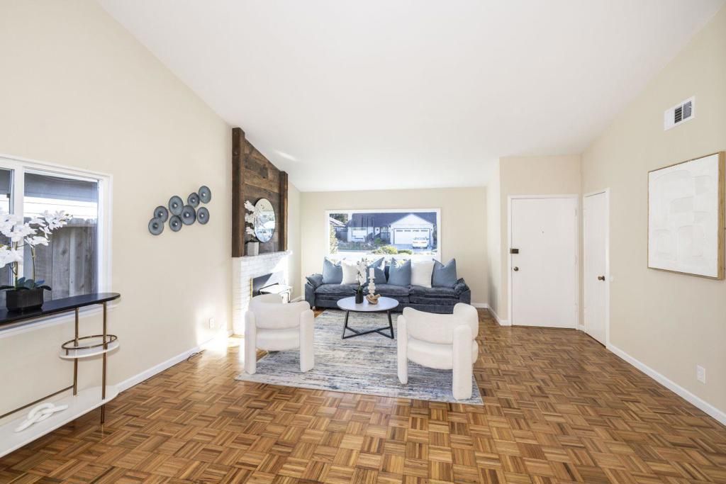 Photo of 441 Bridgeport Dr, El Granada, CA 94018 (MLS # ML82025323)