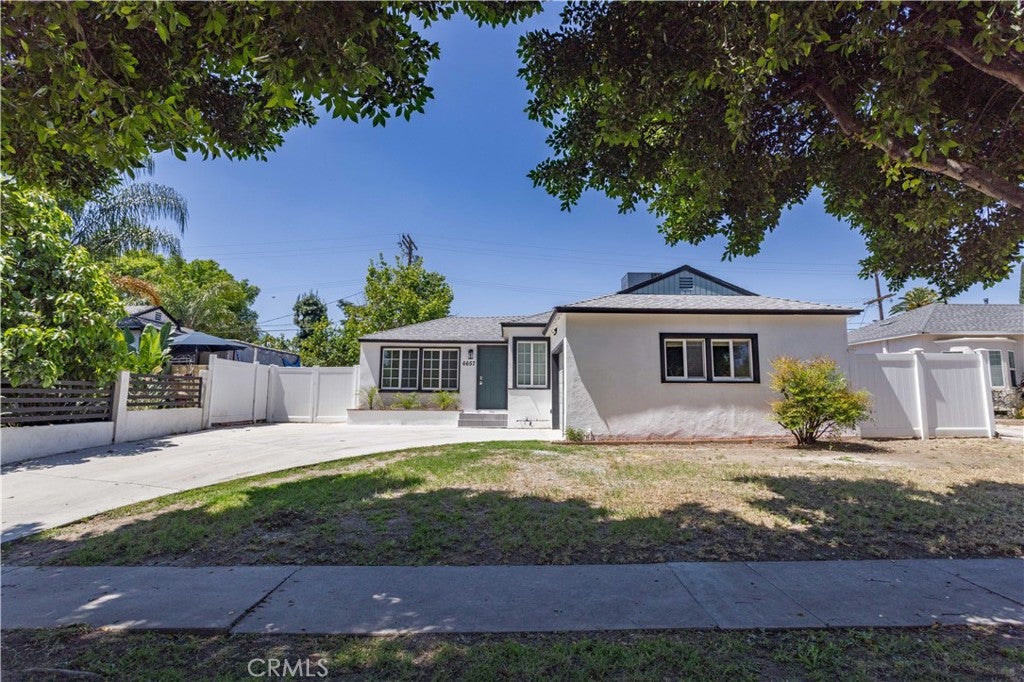 6657 Sylvia Avenue
