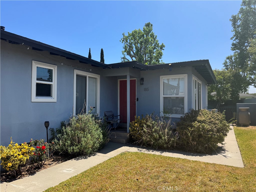 Charming Duplex in Prime Orange Location – A Rare Investment Opportunity!
Welcome to 185-183 N Batavia Street, a well-maintained duplex nestled in one of Orange’s most desirable areas—just minutes from Chapman University and the vibrant Orange Historic District.
Each unit features 2 bedrooms and 1 bathroom, offering a comfortable and functional layout that’s perfect for students, professionals, or small families. This property sits on a generous lot with a spacious backyard and a detached 2-car garage, providing ample outdoor space and storage.
Whether you’re looking to live in one unit and rent the other, or expand your investment portfolio, this property is a smart choice. Located in a high-demand rental market with strong potential and excellent walkability, this duplex combines classic charm with unbeatable location.
Don’t miss out on this exceptional opportunity in the heart of Orange!