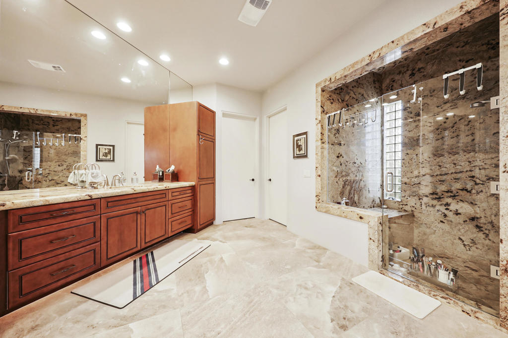 The Estancias Rancho LQ - Residential