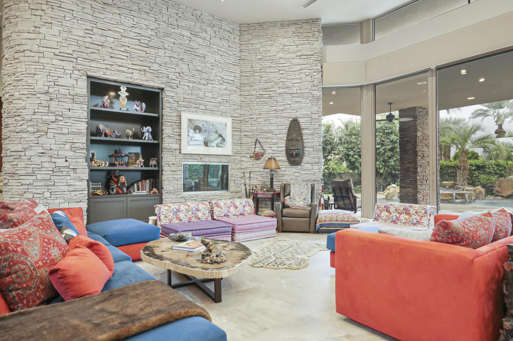 The Estancias Rancho LQ - Residential