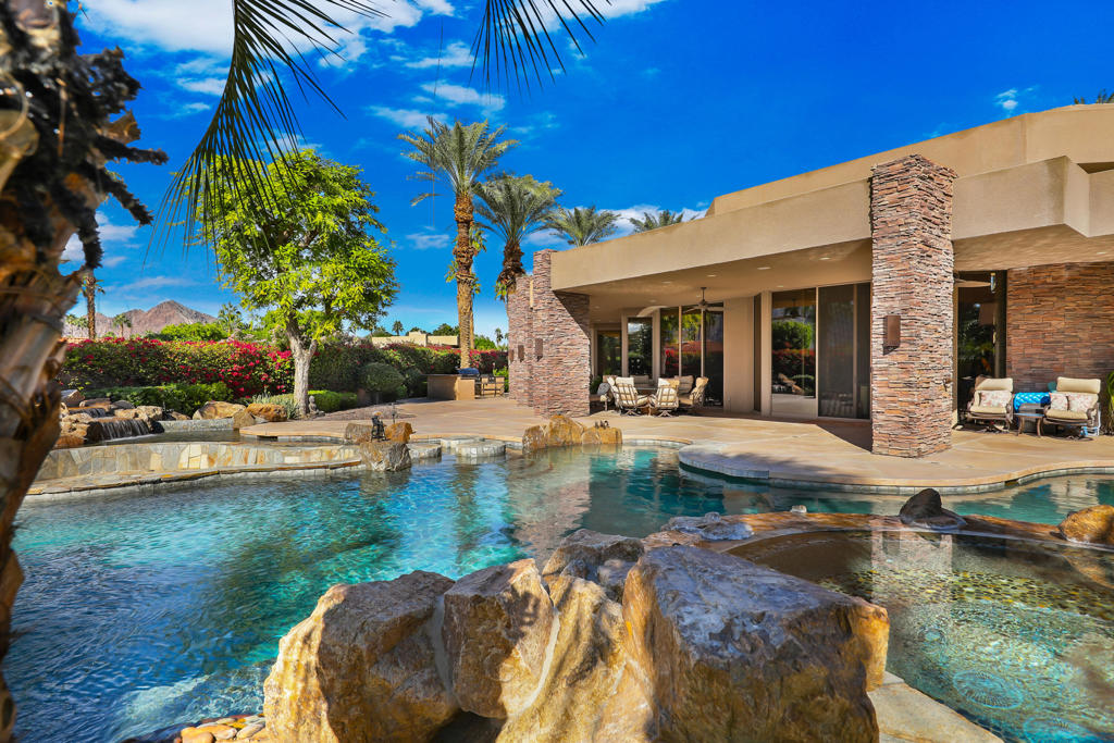 The Estancias Rancho LQ - Residential