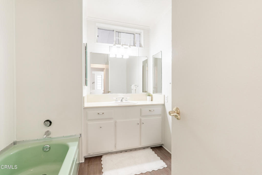 Not Applicable - Manufactured In Park