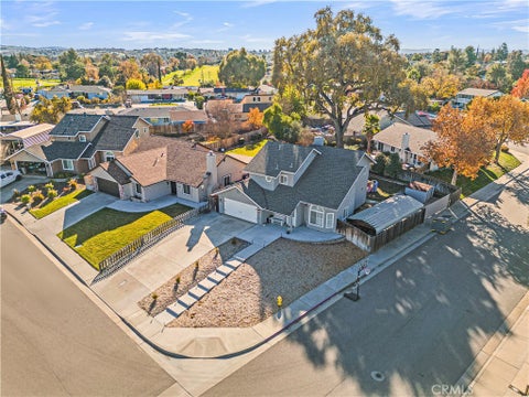 Tiny photo for 1118 Golf PL, Paso Robles, CA 93446 (MLS # NS26130849)