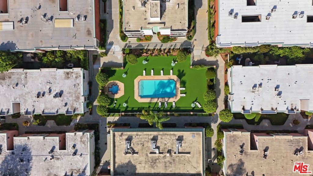 Photo of 5301 Balboa Boulevard #F8, Encino, CA 91316 (MLS # 26668625)