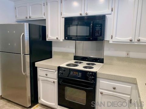16599 Caminito Vecinos 5 San Diego CA 92128