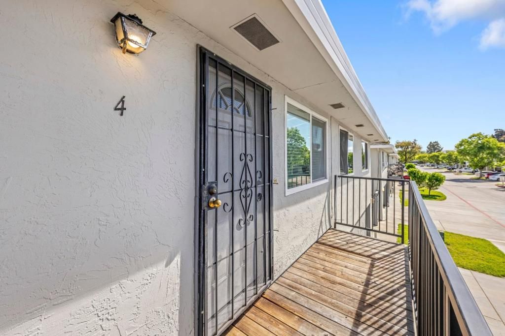 Photo of 5578 Spinnaker Drive #4, San Jose, CA 95123 (MLS # ML82044056)