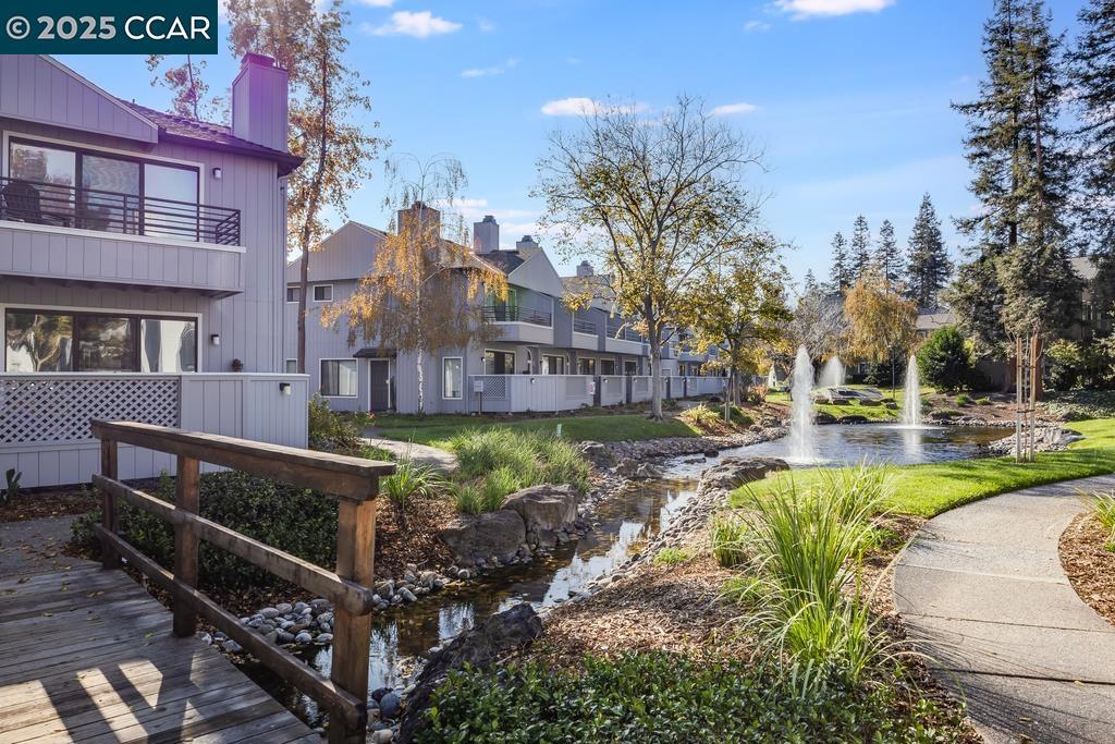 ELLINWOOD - Residential