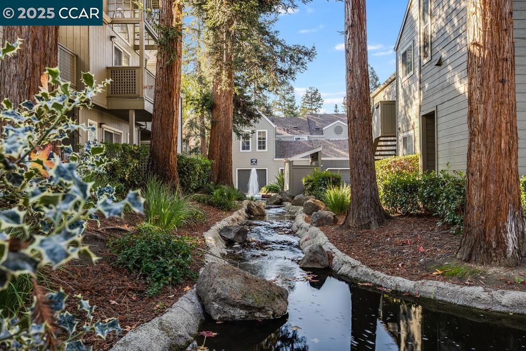 ELLINWOOD - Residential