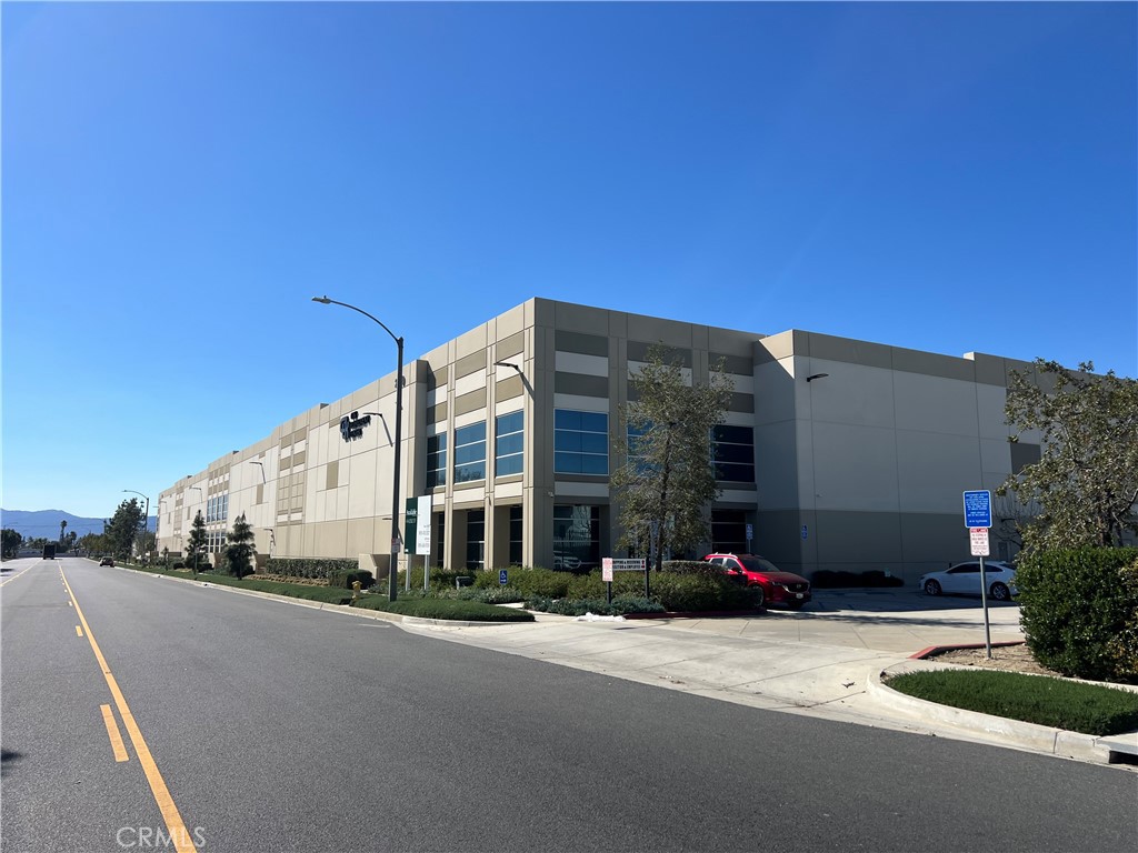 - Commercial Lease