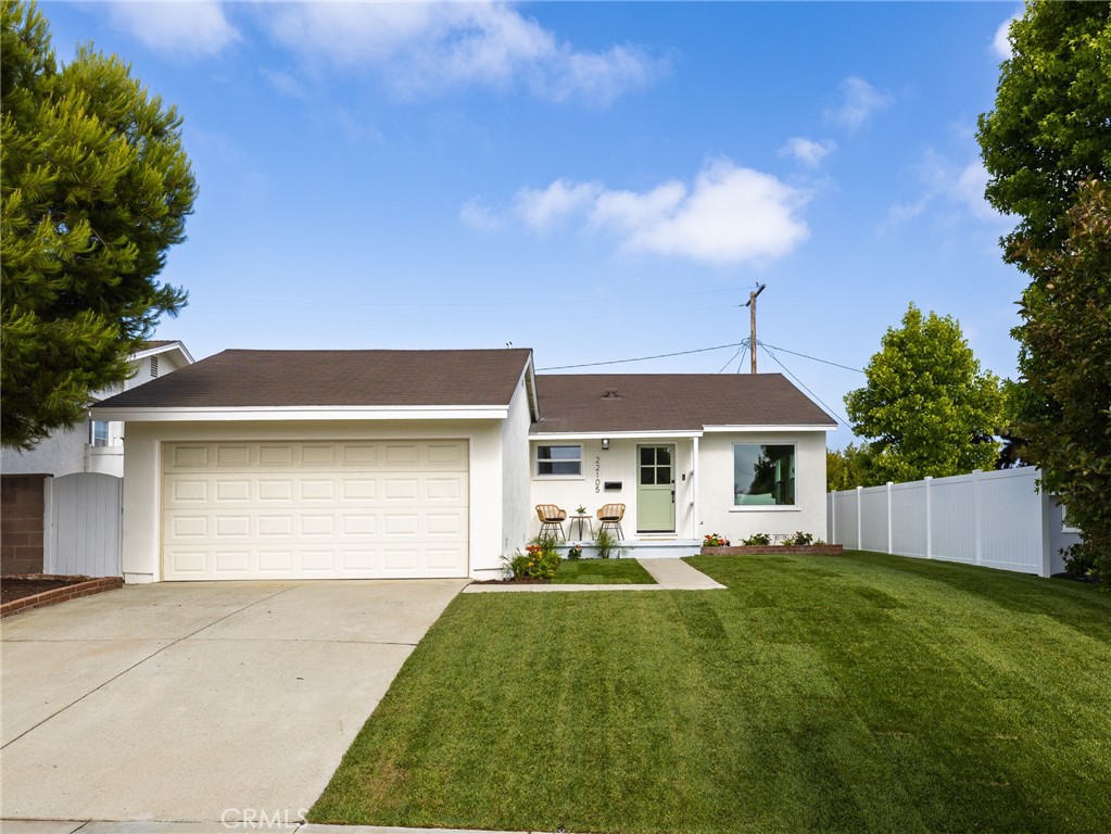 22105 Ellinwood Drive