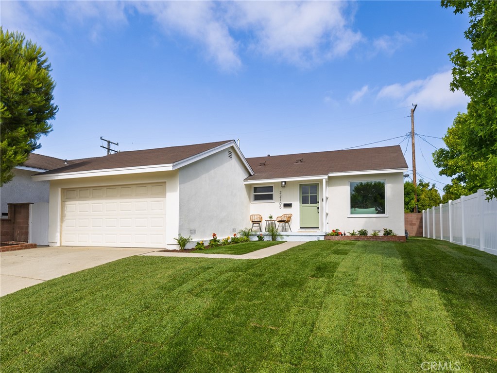 22105 Ellinwood Drive