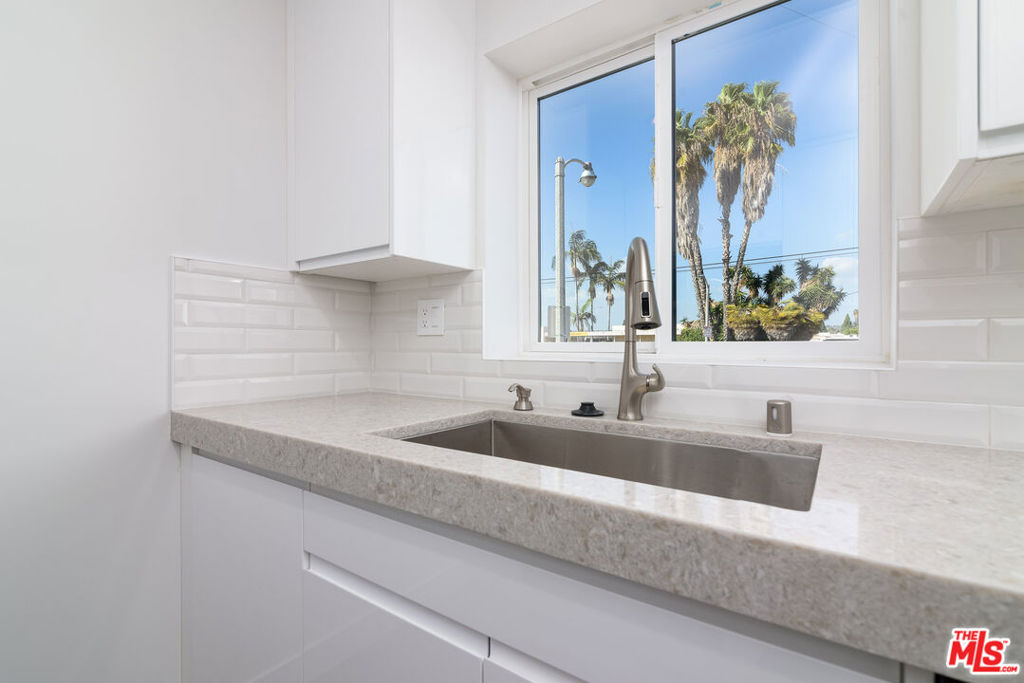 1310 W Valencia Drive Apt 1306