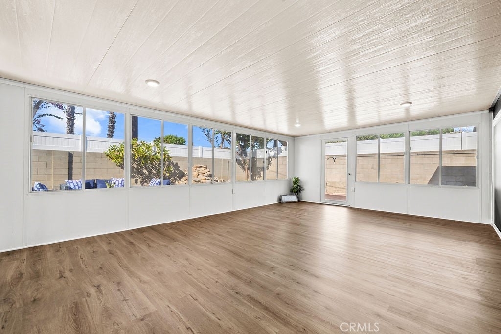 8351 Amsterdam Drive, Huntington Beach CA 92647 - Photo 24
