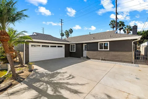 MLS: OC26194333