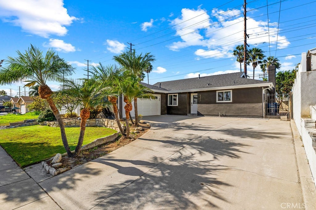 8351 Amsterdam Drive 8351 Amsterdam Drive