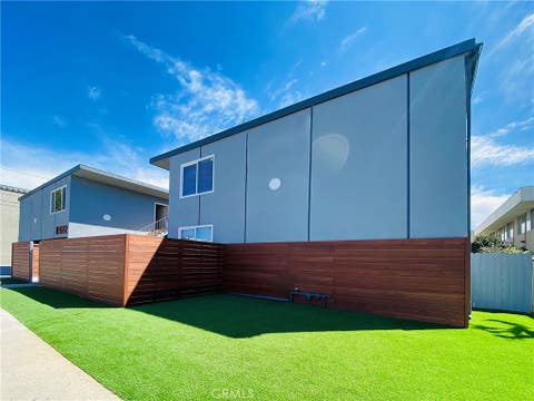 Photo of 11422 Iowa Avenue #10, Los Angeles, CA 90025 (MLS # SB26154208)