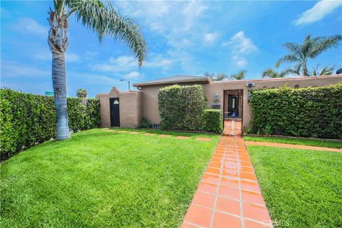 Photo of 1601 Louise Street, Laguna Beach, CA 92651 (MLS # OC26072839)