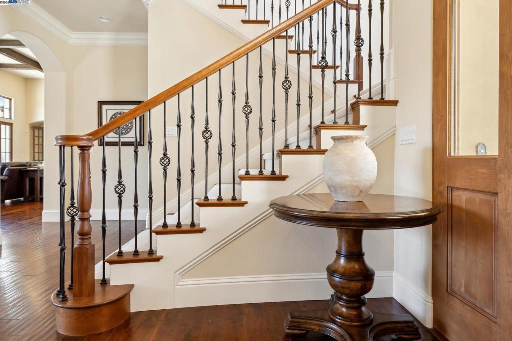 Properties 3 6340 Inspiration Ter