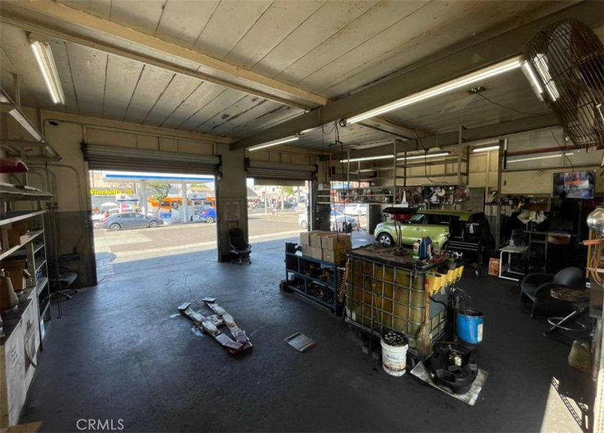 Long-established shop serving the community for nearly 50 years, located on a high-traffic boulevard within a dedicated auto center. Specializes in brakes, oil changes and auto repair  with great potential to add tires, mufflers, or expand to full service.

Features include 3 large bays with excellent street visibility, an above-ground and in-ground lift, and a customer waiting area. Solid reputation and strong growth opportunity.
