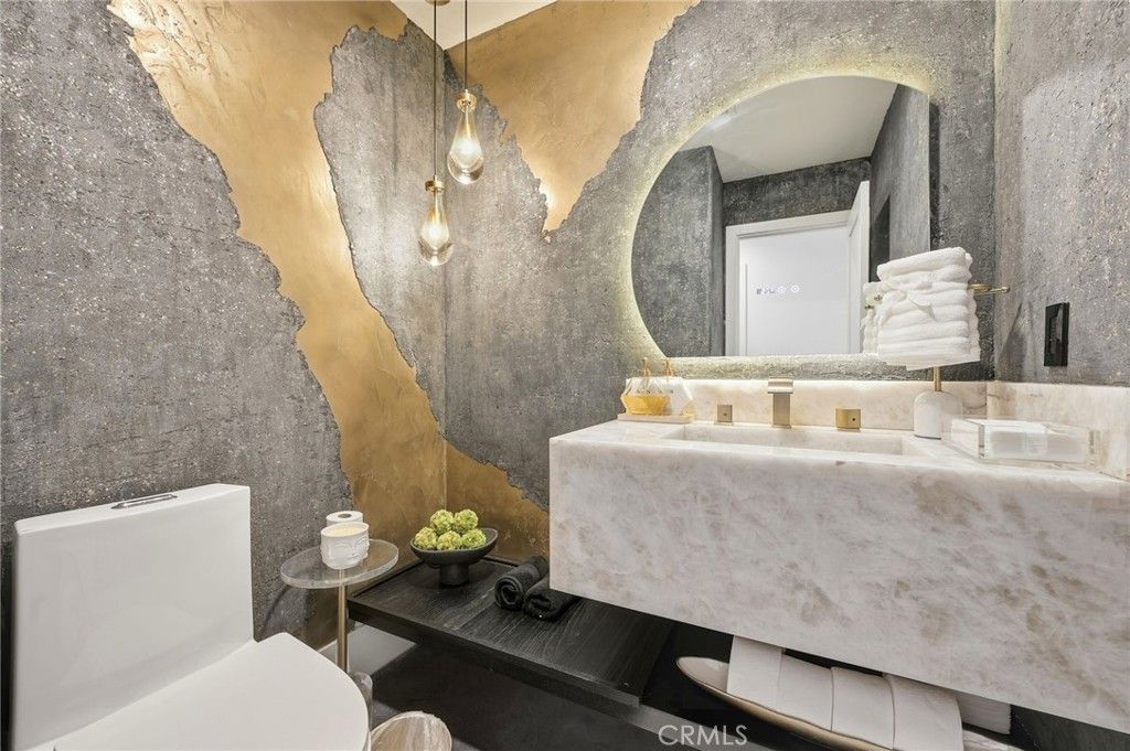 Photo of 5831 Evening Sky Dr, Simi Valley, CA 93063 (MLS # SR25281168)