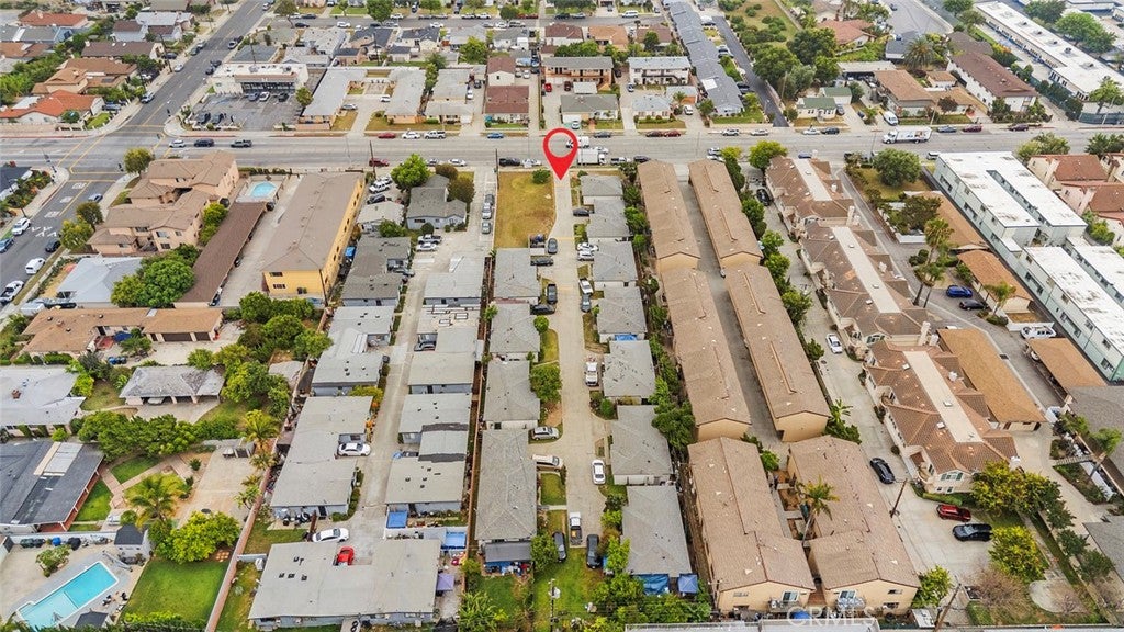 825 S Greenwood