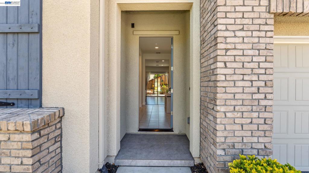 4022 Chalk Hill Way, Dublin CA 94568
