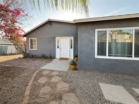 32369 valley view Avenue Lake Elsinore CA 92530