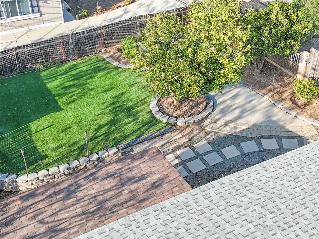 32369 valley view Avenue