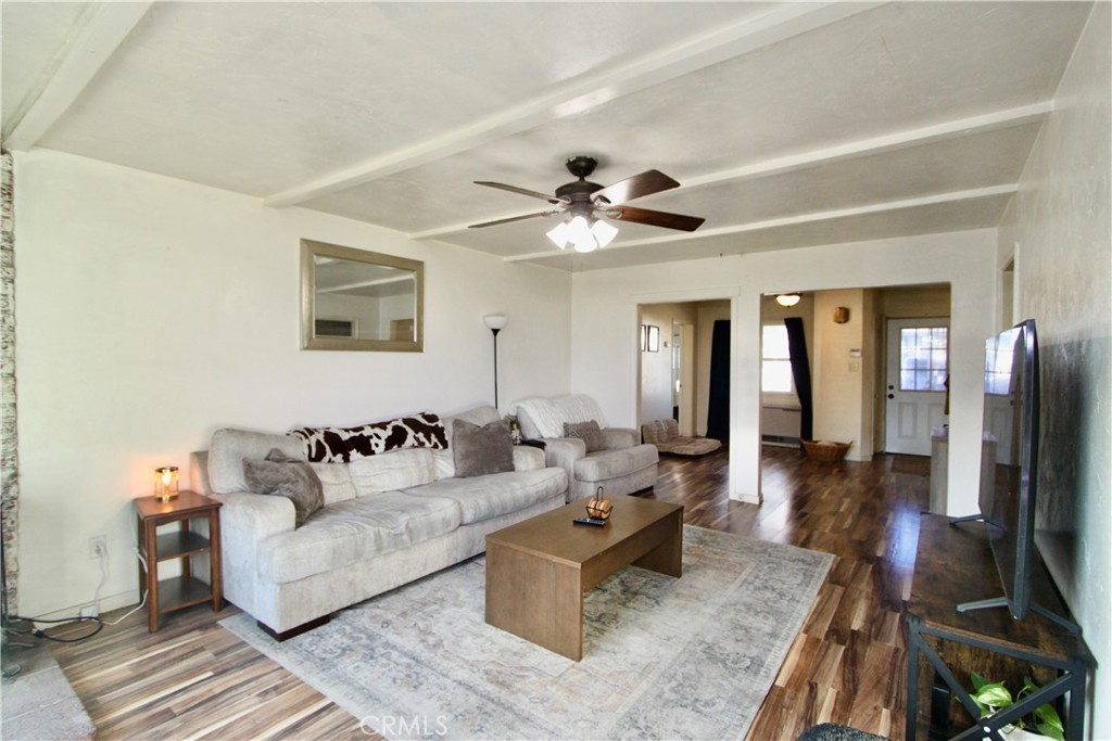 1300 N Forbes