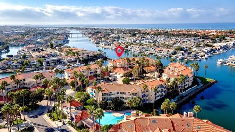 Tiny photo for 4252 Harbour Island Lane, Oxnard, CA 93035 (MLS # V1-32896)