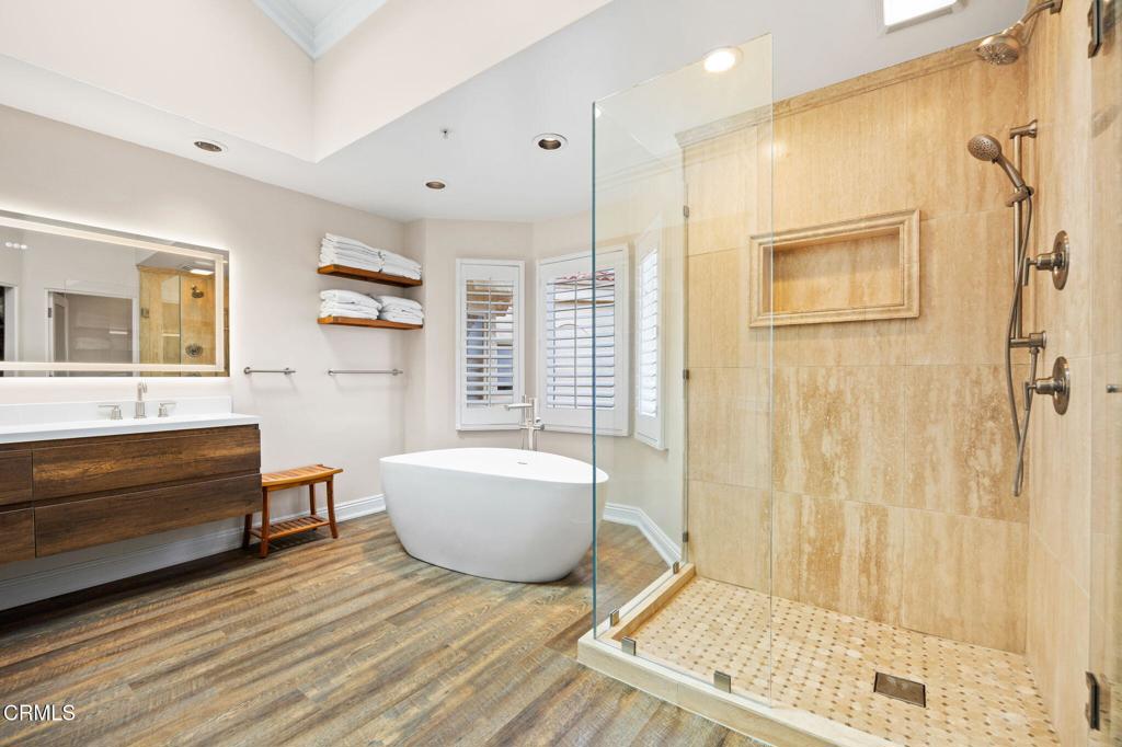 Harbour Island 1 - 413201 - Residential