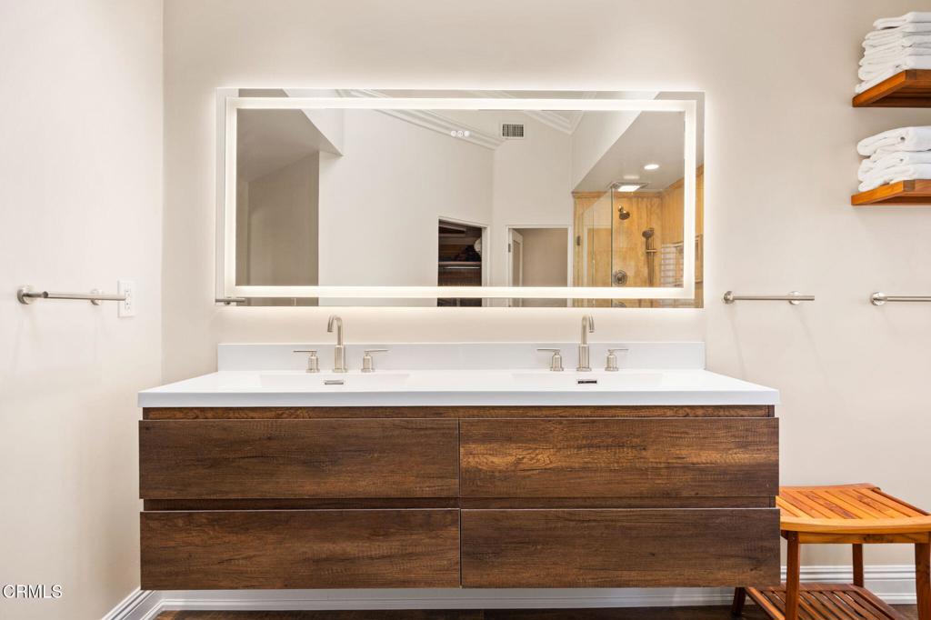 Harbour Island 1 - 413201 - Residential