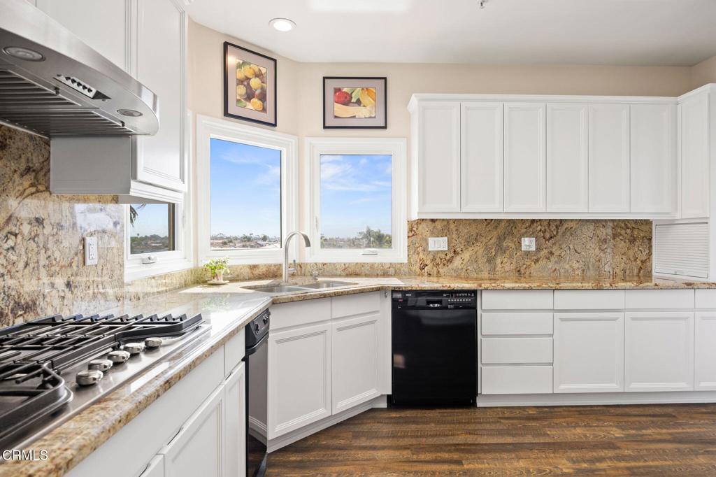 Harbour Island 1 - 413201 - Residential