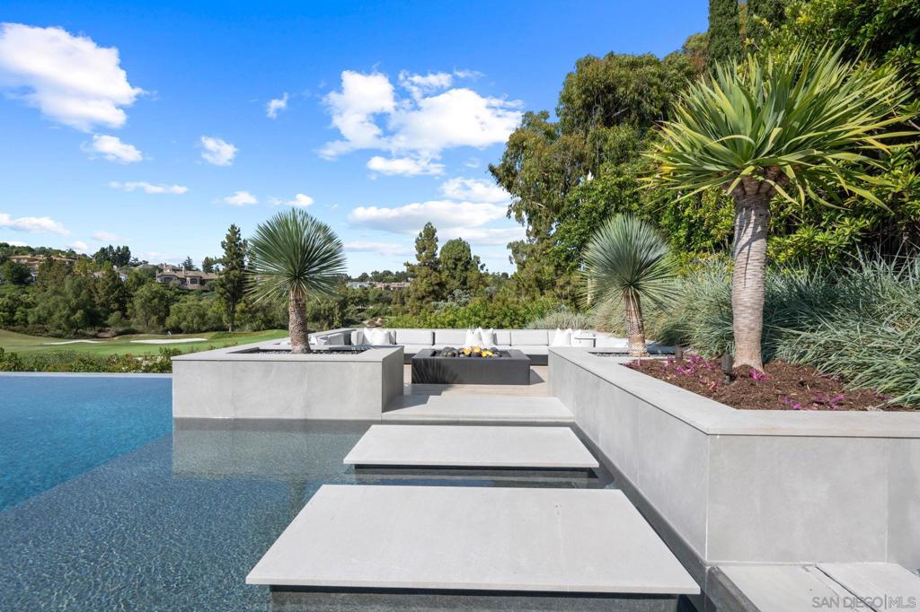 Rancho Santa Fe - Residential