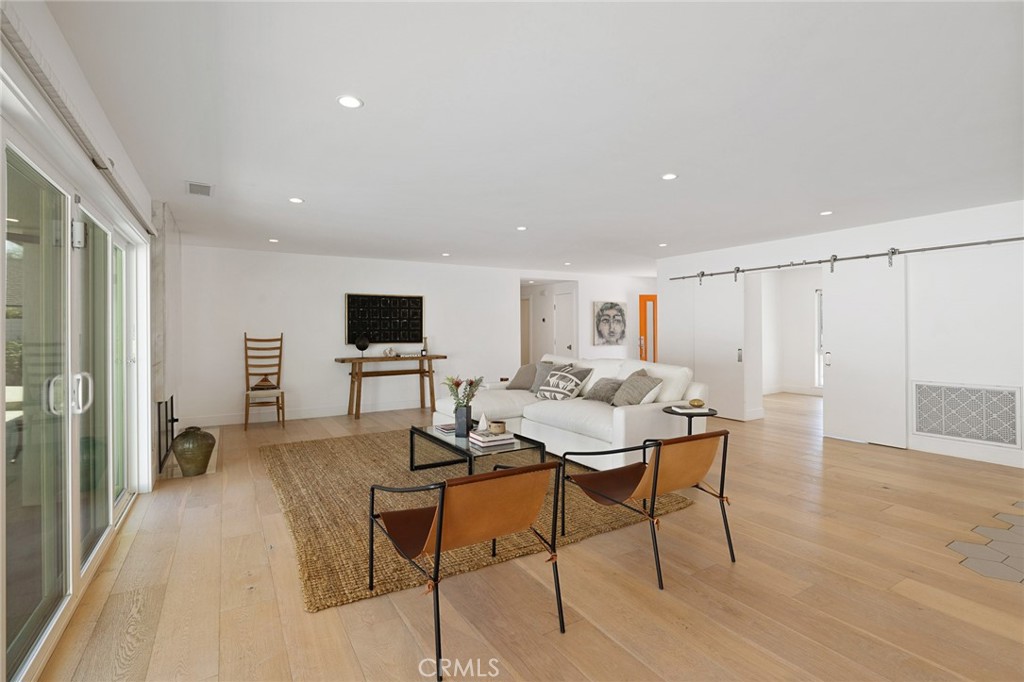1628 Santiago Drive