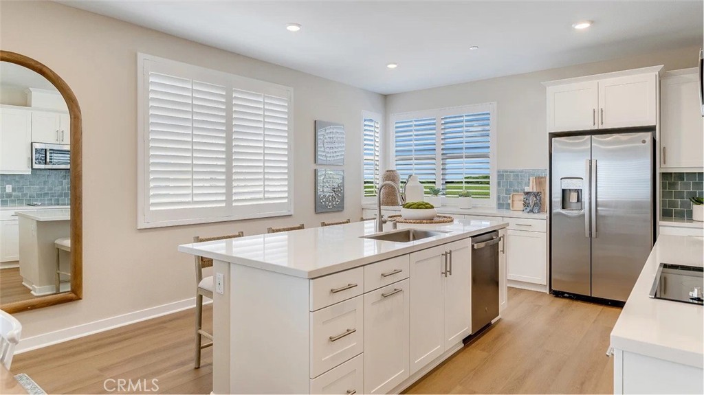 2622 E Hyde Paseo