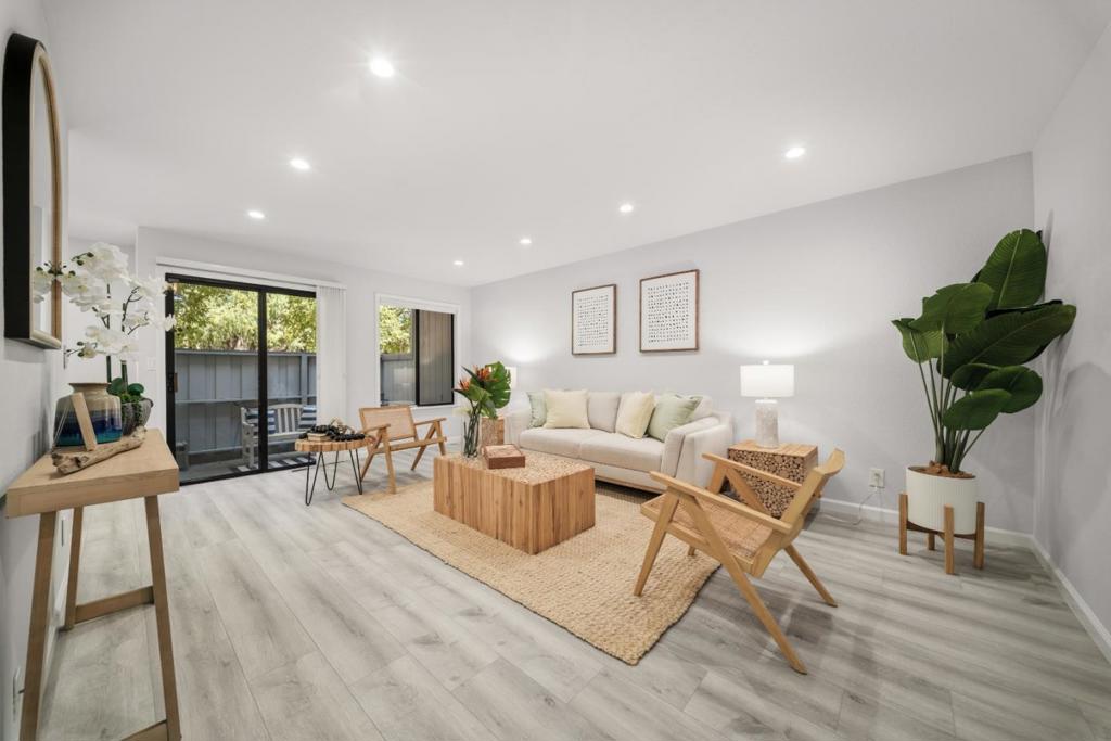 861 Cherry Creek Circle