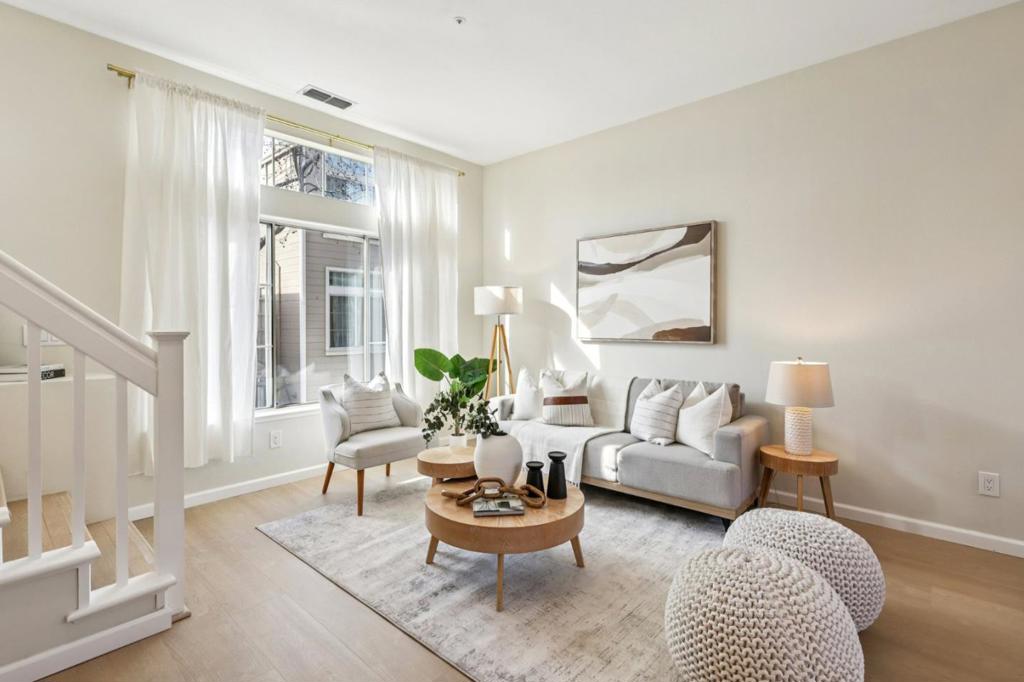 979 Pinto Palm Terrace 45