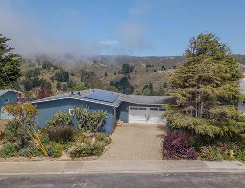Photo of 1223 Lerida Way, Pacifica, CA 94044 (MLS # ML82045808)