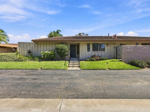 Photo of 27121 Via Chiquero #B, San Juan Capistrano, CA 92675 (MLS # OC26207816)