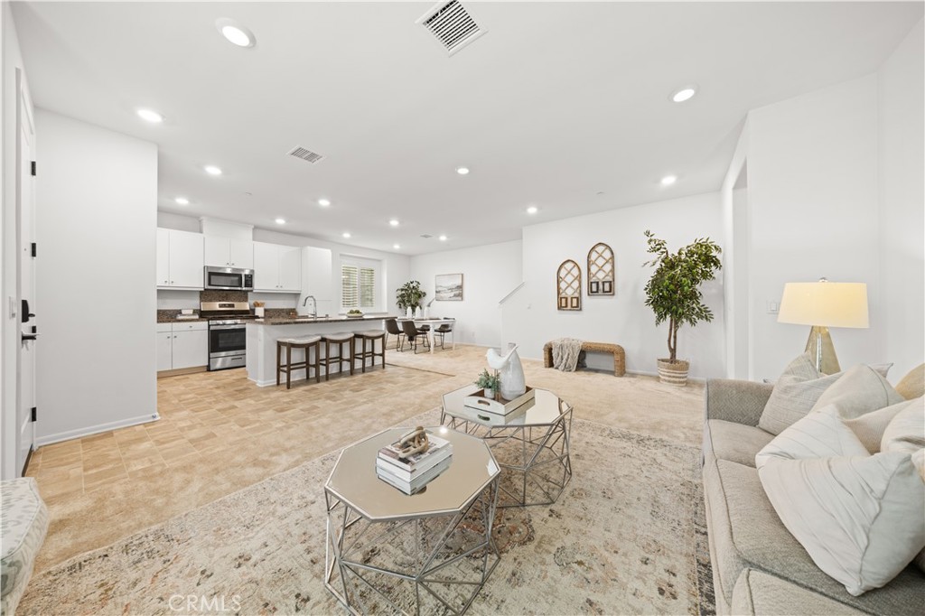 5603 Kate Way 4