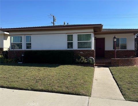 Photo of 1020 Eriel Ave AVE, Torrance, CA 90503 (MLS # SB26231441)