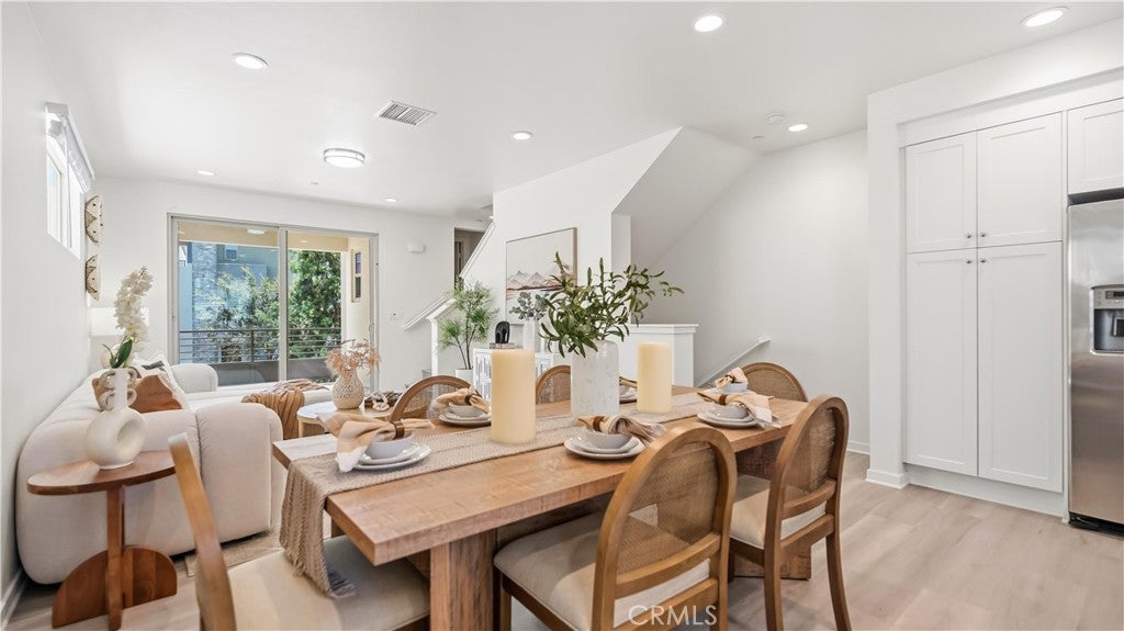 111 Episode, Irvine CA 92618 - Photo 21