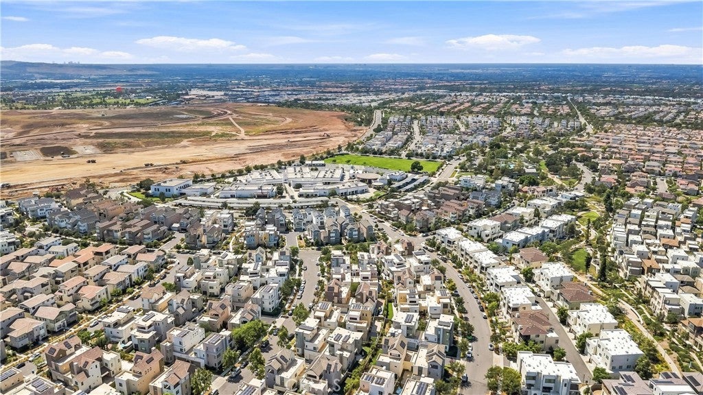 111 Episode, Irvine CA 92618 - Photo 58