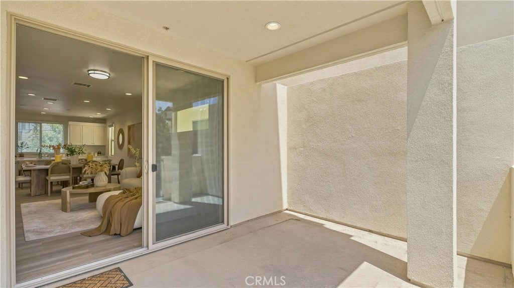 111 Episode, Irvine CA 92618 - Photo 19