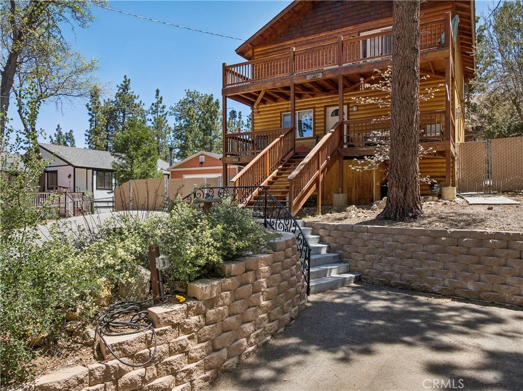 879 Spruce Lane